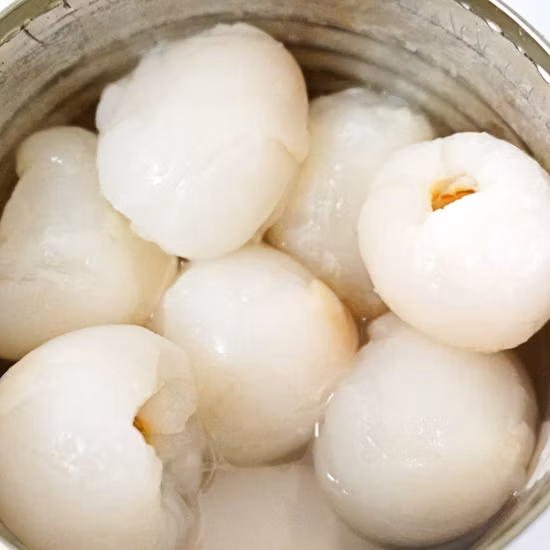 Frutas enlatadas Lychee dulce enlatado en jarabe ligero/pesado con litografiado en latas verdes fáciles de abrir: el mejor producto en Fujian